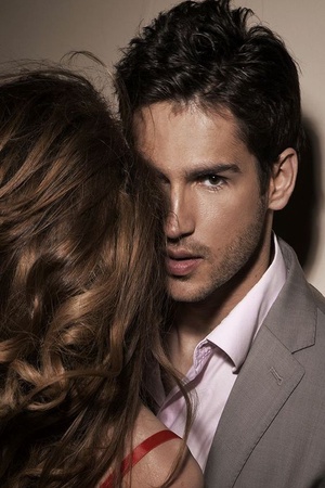After the CEO Divorced Me, He Wants Me Back